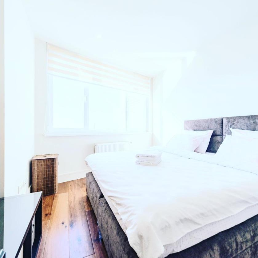 роскошная 3к 125м2. 22 этаж. набережная. дрим таун. Apartment *